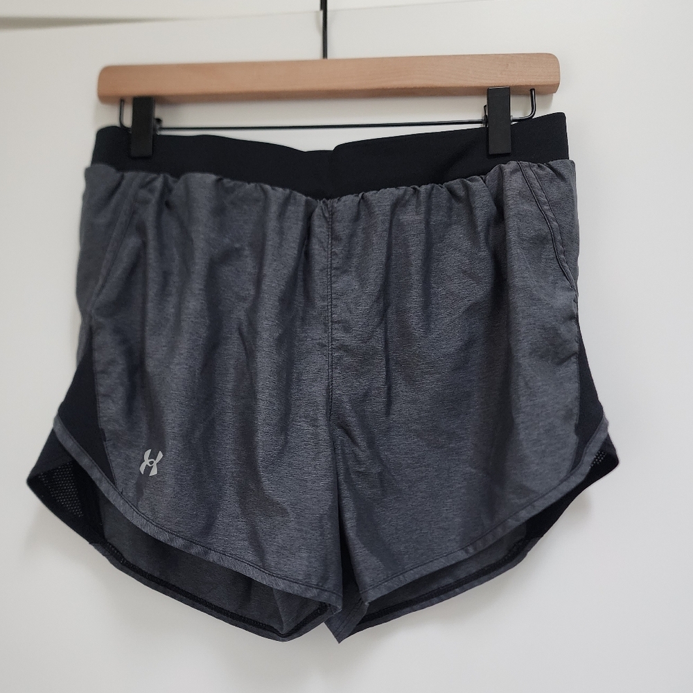 Under Armour Gray Athletic Shorts Sz MEDIUM